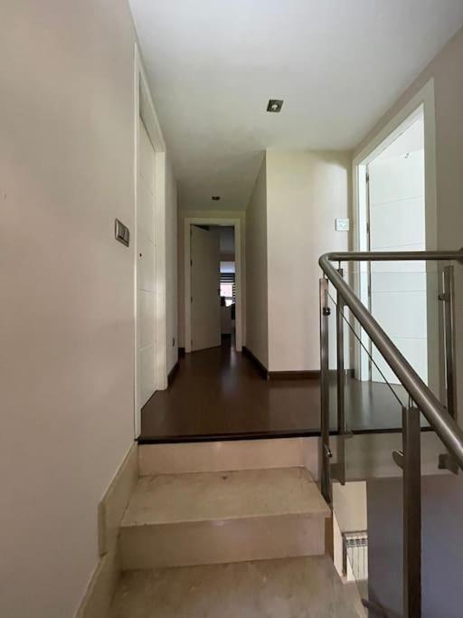 מדריד Impresionante Apartamento De 4 Dormitorios 3 Banos Y 2 Plazas De Garaje מראה חיצוני תמונה